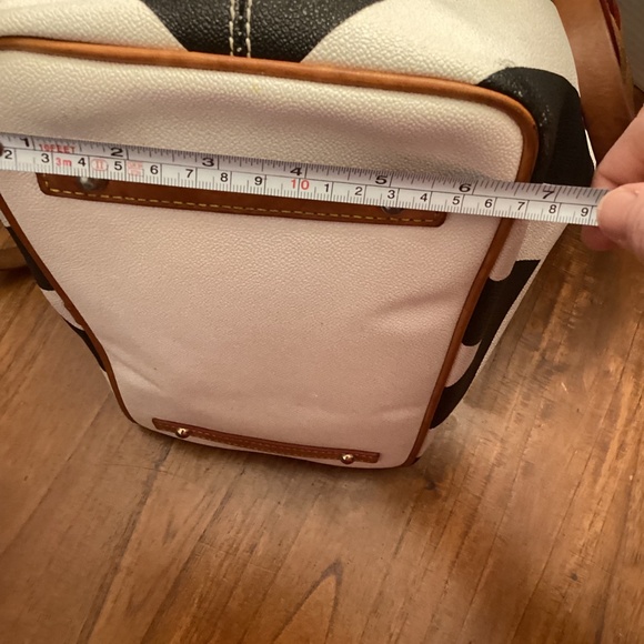 Dooney & Bourke Black and White Zigzag Shoulder Bag - Picture 12 of 16